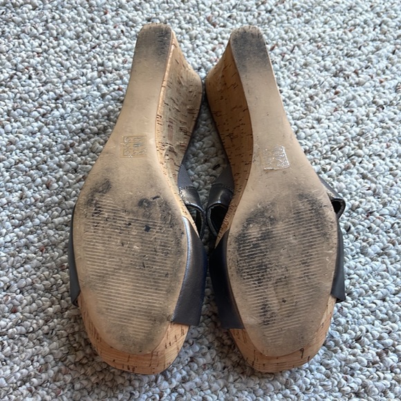 Blake Scott Platform Slides - Picture 6 of 8